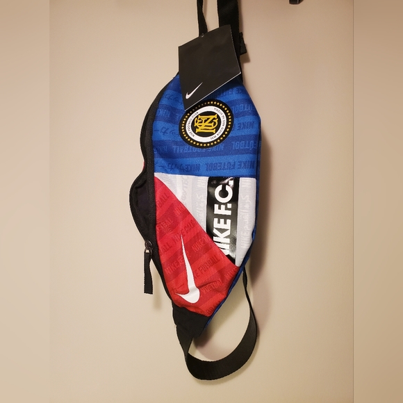 Nike FC Hip Pack - Picture 1 of 6